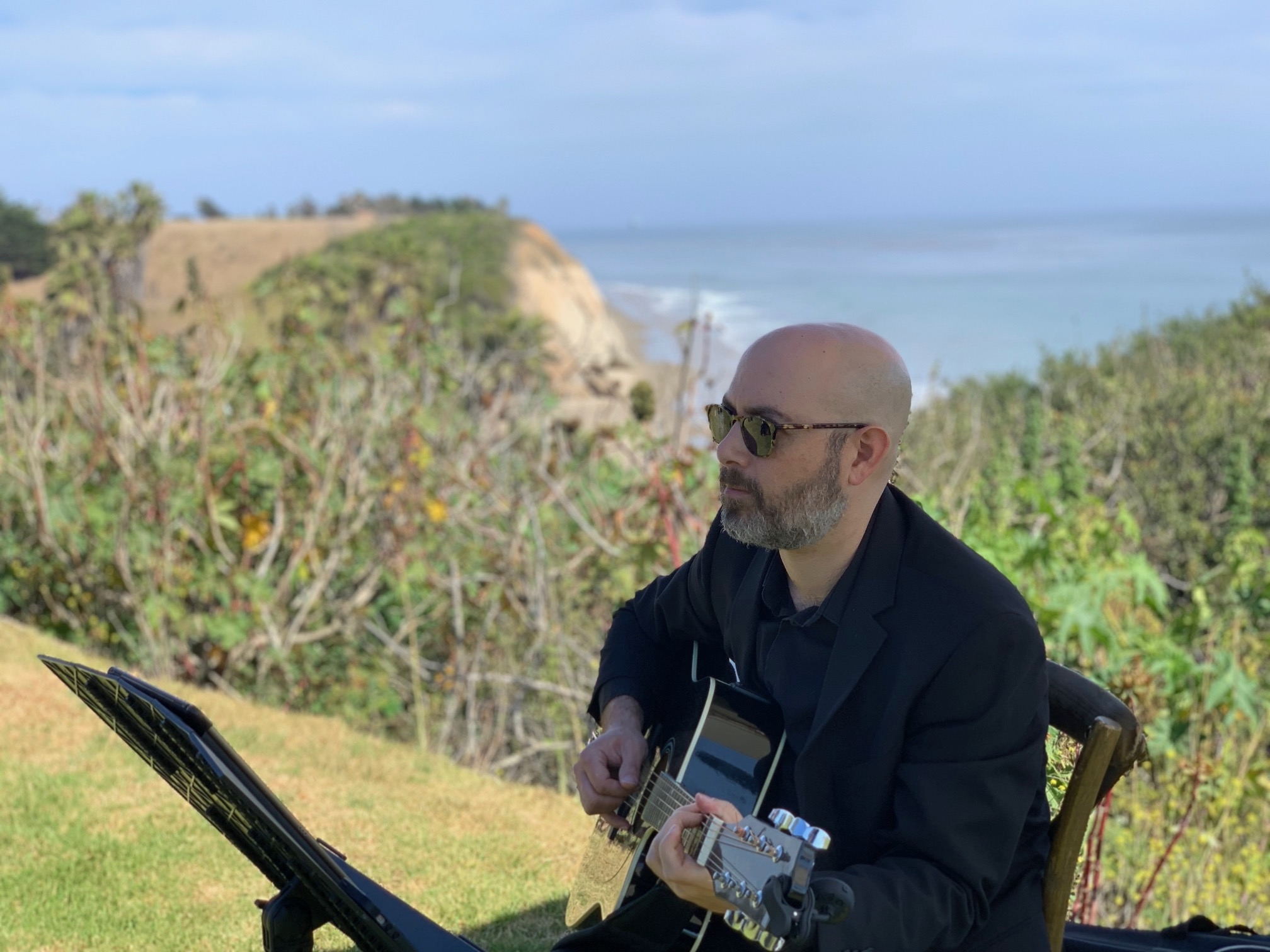 Solo in Santa Barbara (Photo: Ted Heath)